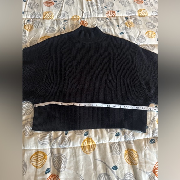 Banana Republic 100% Merino Wool High Neck Dolman Sleeve Black Sweater Sz Small - Picture 6 of 7